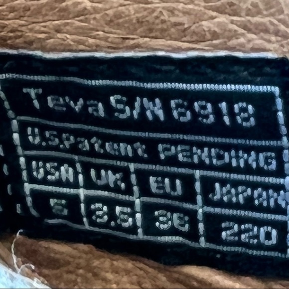 TEVA Women's Ancona Waterproof Leather Clog Shoe with Velcro Hook & Loop Strap - Picture 8 of 8